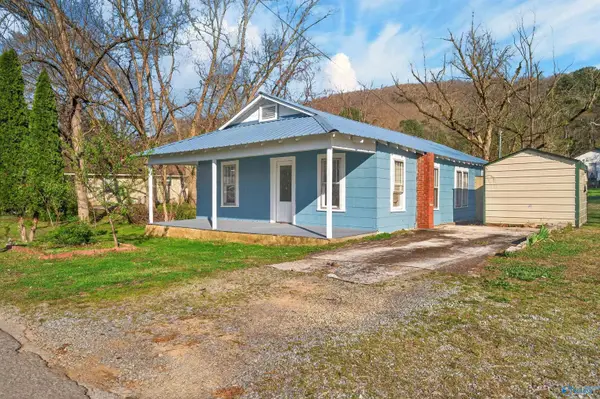 809 Sanders Avenue Ne, Fort Payne, AL 35967