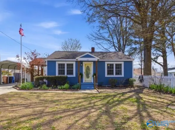 504 Pine Street Nw, Hartselle, AL 35640