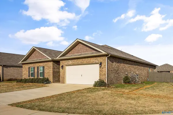 25247 Delilah Circle, Athens, AL 35613