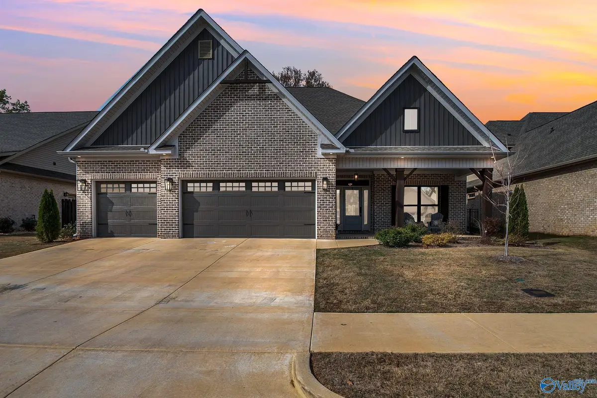 1904 Rosebury Lane Sw, Huntsville, AL 35803 - #1