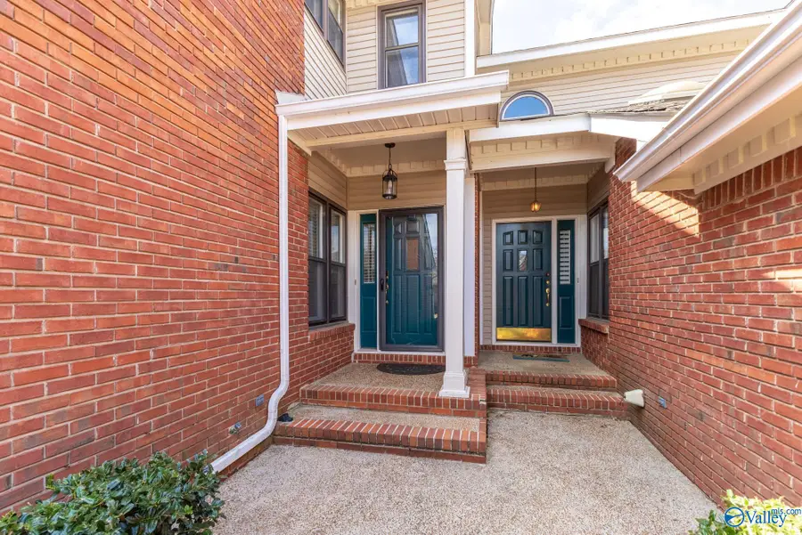 10028 Meredith Lane Se, Huntsville, AL 35803 - #2