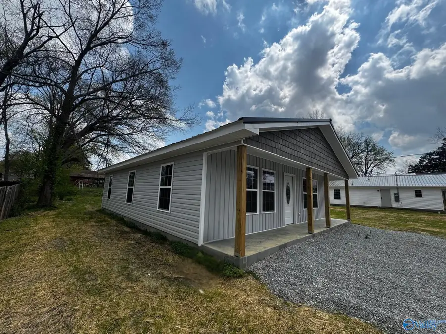 411 Elm Street, Boaz, AL 35957 - #2