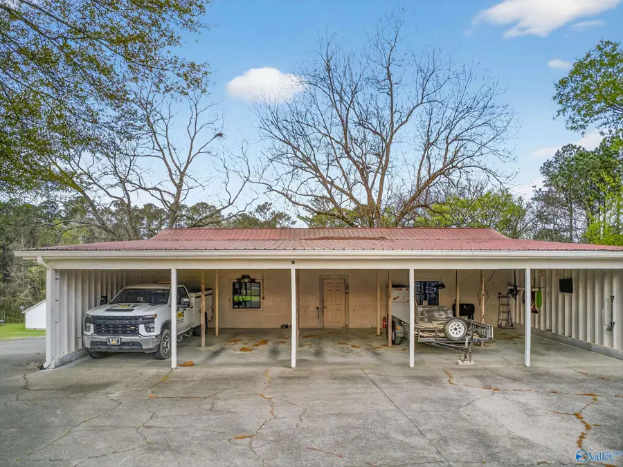 2700 Alfords Bend Road, Hokes Bluff, AL 35903 - #2