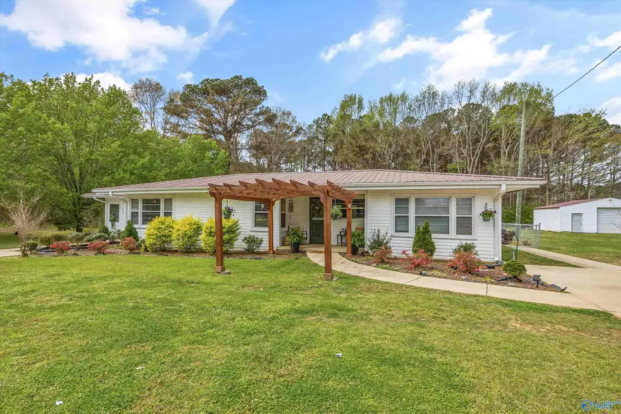 196 Curt Road, New Hope, AL 35760 - #2