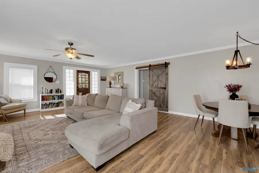 709 NW Alabama Avenue Nw, Fort Payne, AL 35967 - #3