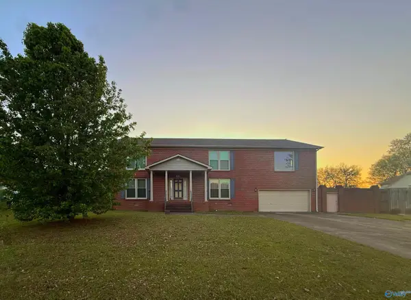 9608 SE Waldrop Drive Se, Huntsville, AL 35803