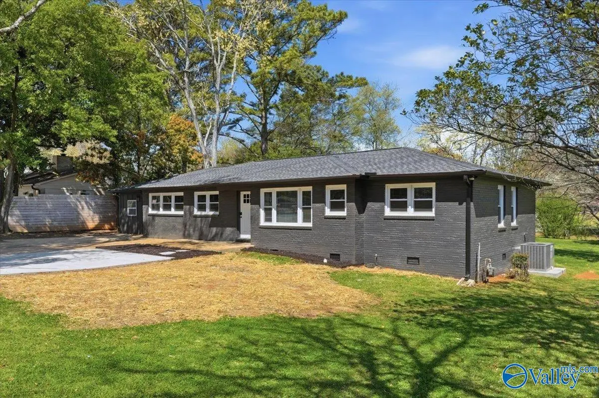 6404 Old Madison Pike Nw, Huntsville, AL 35806 - #1