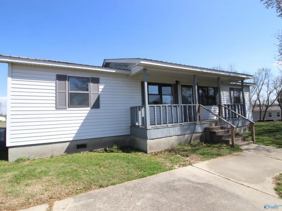 86 Hill Street, Fyffe, AL 35971 - #2