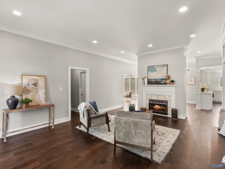 202 N Briarwood Road, Athens, AL 35613 - #3