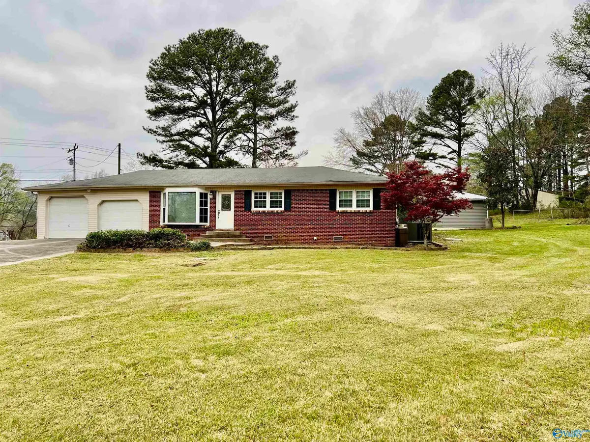 4810 Day Road, Hartselle, AL 35640 - #1