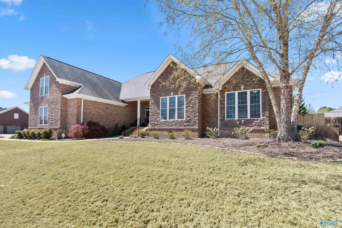 27444 Juanita Drive, Athens, AL 35613 - #1