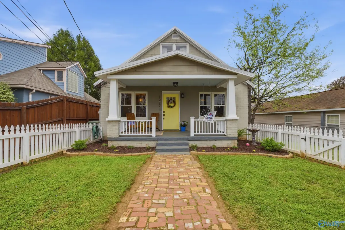 1217 Mccullough Avenue Ne, Huntsville, AL 35801 - #1