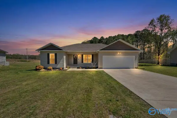 436 Granite Circle, Albertville, AL 35950