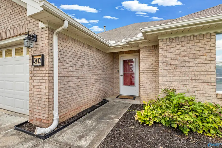 1203 Palisade Court, Decatur, AL 35603 - #2