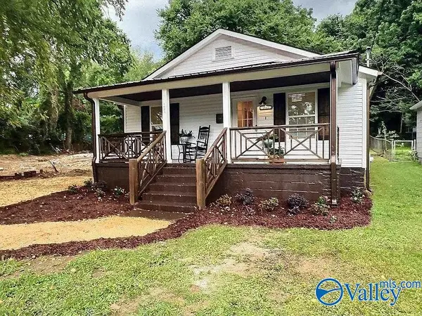 1602 Rison Avenue Ne, Huntsville, AL 35801