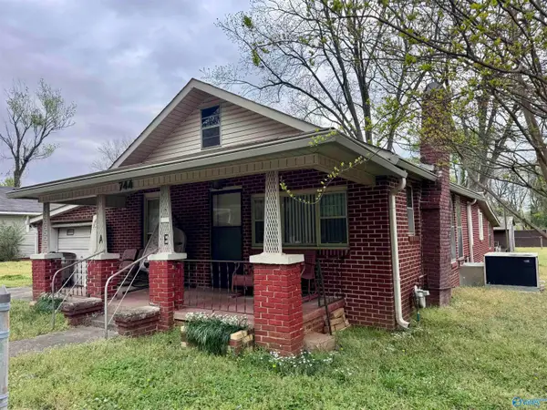 744 Sykes Street Nw, Decatur, AL 35601