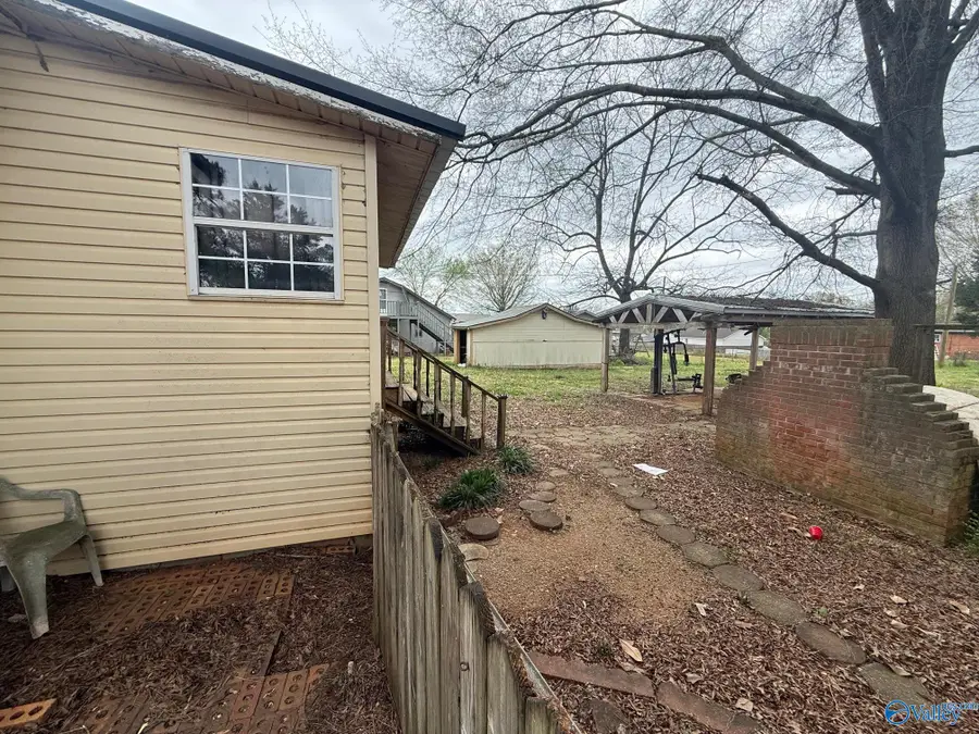 202 Nanela Drive, Moulton, AL 35650 - #3