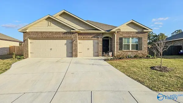 14090 New Castle Drive, Athens, AL 35613