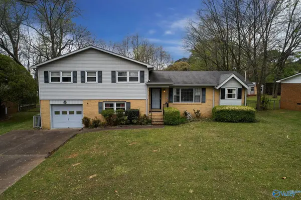 1759 Carson Lane Nw, Huntsville, AL 35816