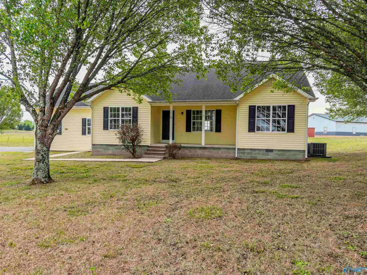 25 County Road 392, Trinity, AL 35673 - #1