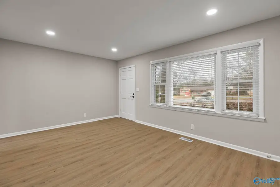 3408 Euclid Circle Nw, Huntsville, AL 35810 - #3