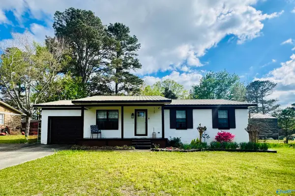 1402 Stage Road, Hartselle, AL 35640