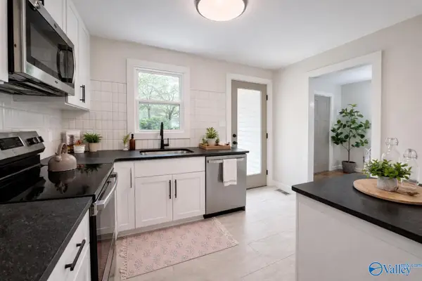 412 Greenacres Drive, Huntsville, AL 35805