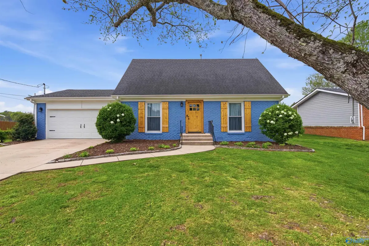 3625 Marymont Drive Nw, Huntsville, AL 35810 - #1