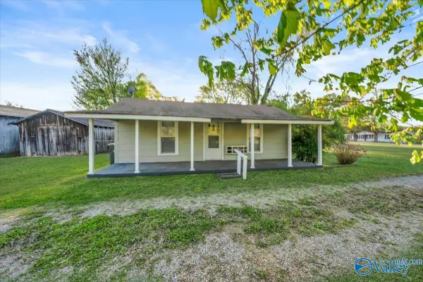 780 Little Cove Road, Gurley, AL 35748