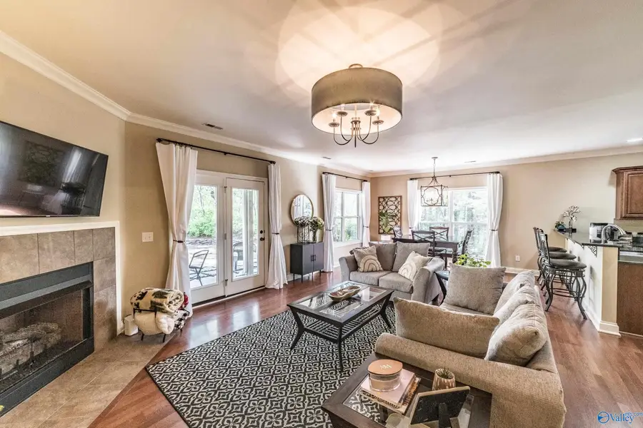 218 NE Treetop Drive, Huntsville, AL 35801 - #2