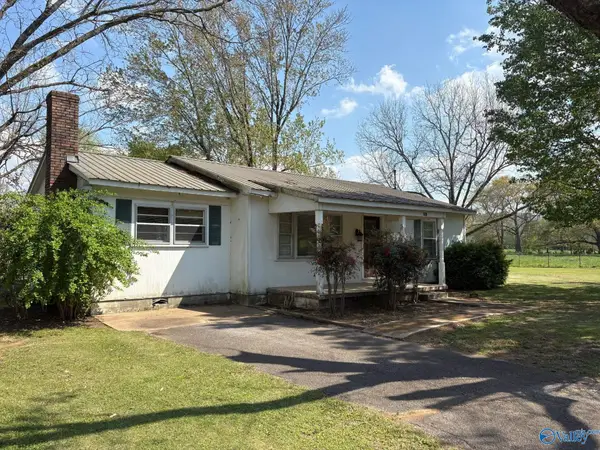 619 Clemons Road, Scottsboro, AL 35769