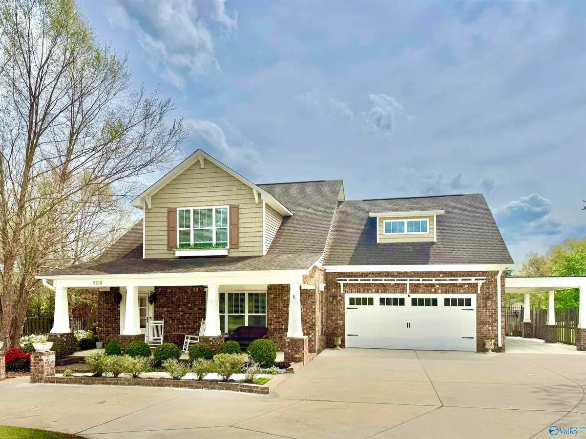 908 Rhodes Street, Hartselle, AL 35640 - #1