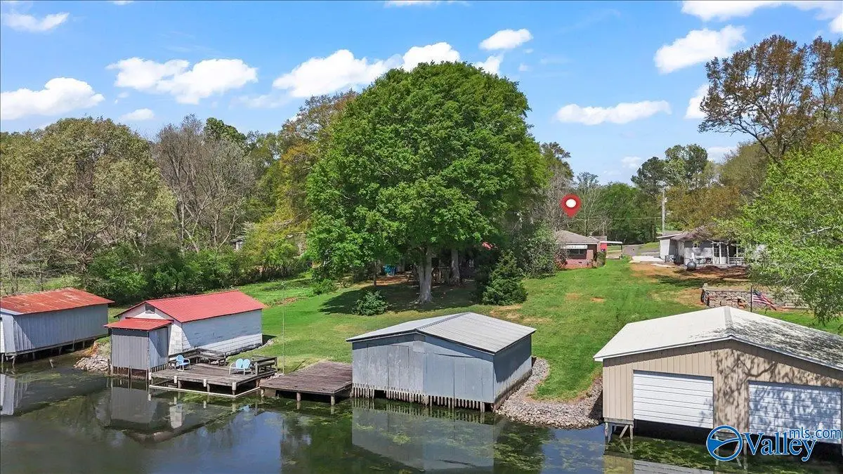 1511 Point Of Pines, Guntersville, AL 35976 - #1