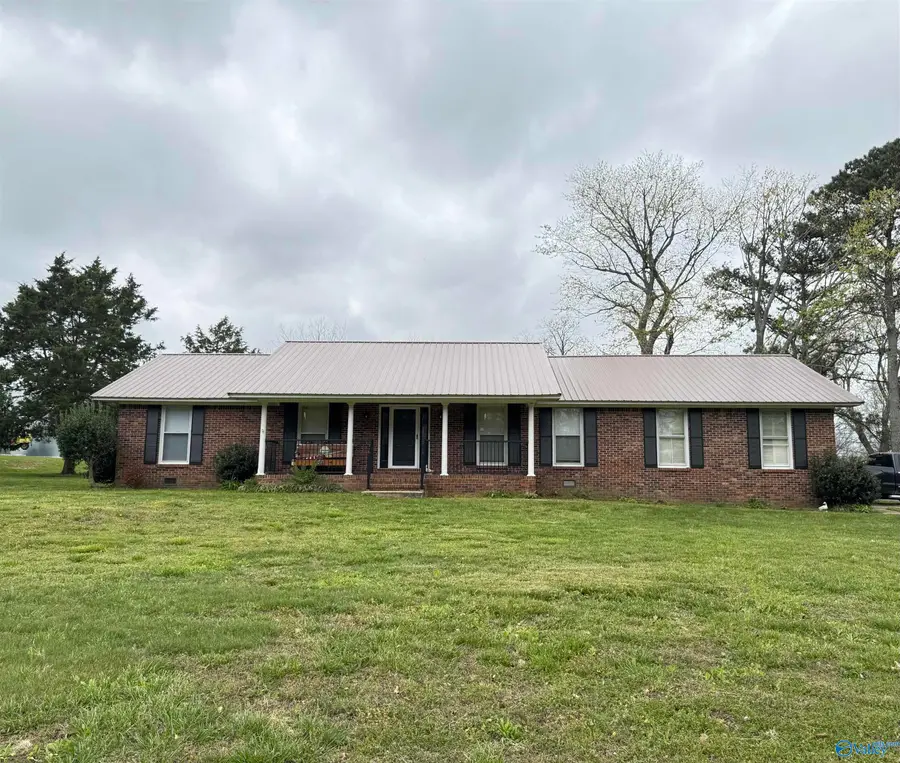 199 Reed Road, Guntersville, AL 35976 - #3