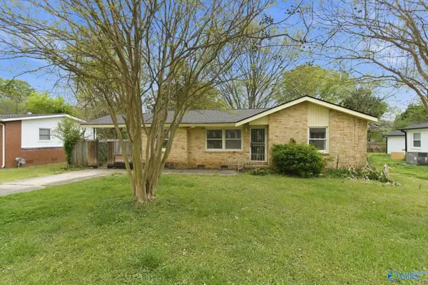 3209 Berkley Street Sw, Huntsville, AL 35805