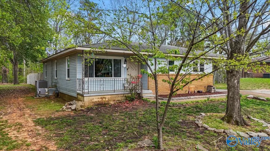 101 Auburn Street, Florence, AL 35630 - #2