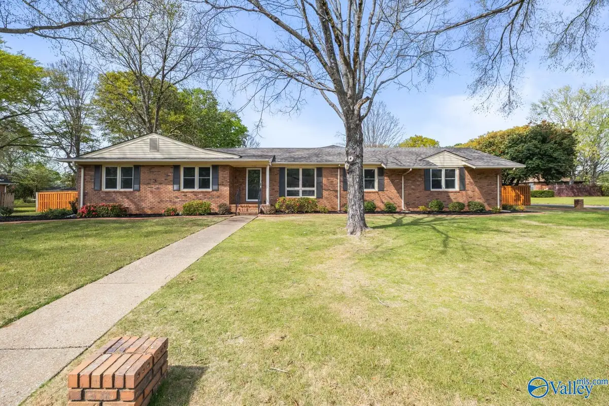 2100 Southpark Boulevard Sw, Huntsville, AL 35803 - #1