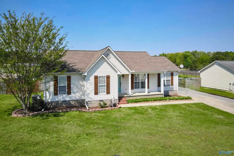27 Robin Court, Hartselle, AL 35640 - #2