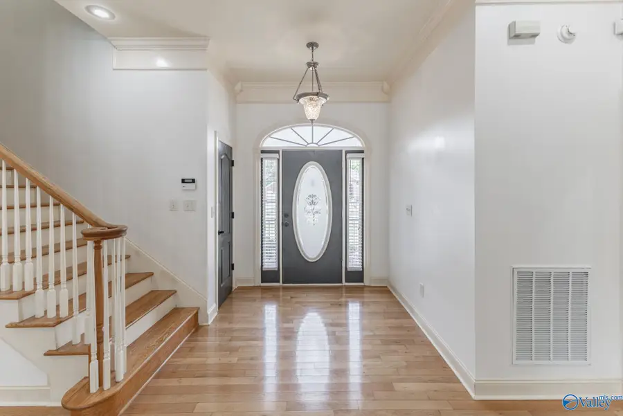 224 Twin Lakes Drive, New Market, AL 35761 - #2