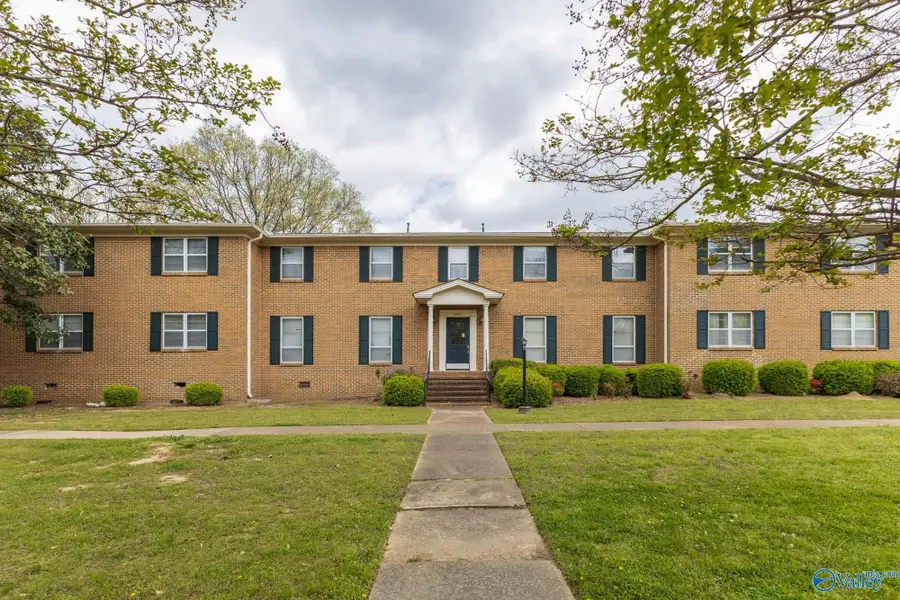 1206 Willowbrook Drive Se #D, Huntsville, AL 35802 - #2