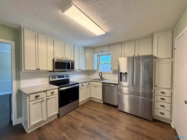 1208 Willowbrook Drive Se #C, Huntsville, AL 35802