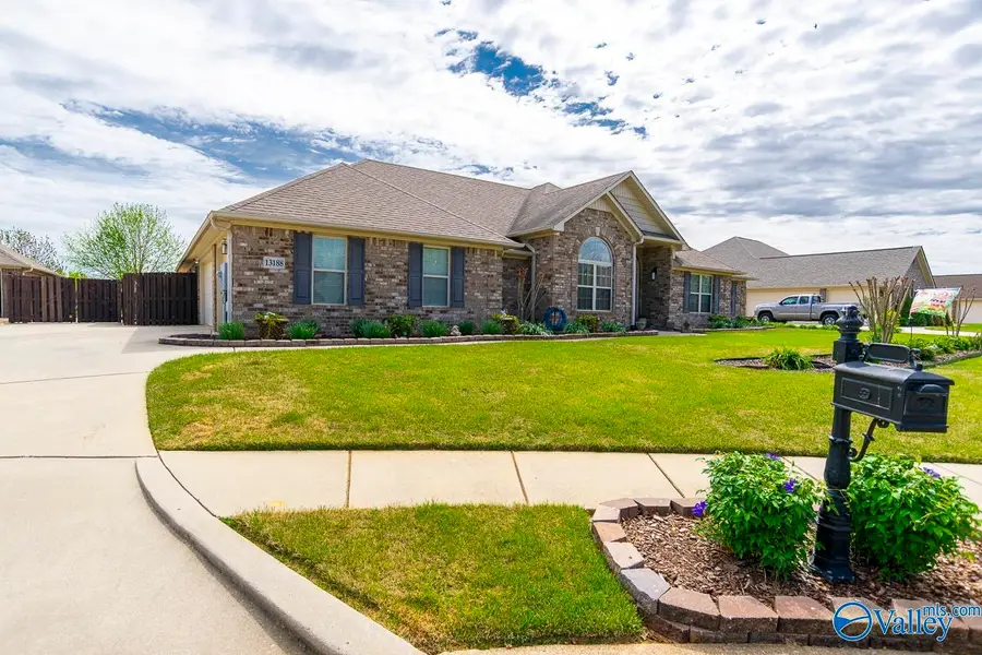 13188 Abbington Lane, Athens, AL 35613 - #2