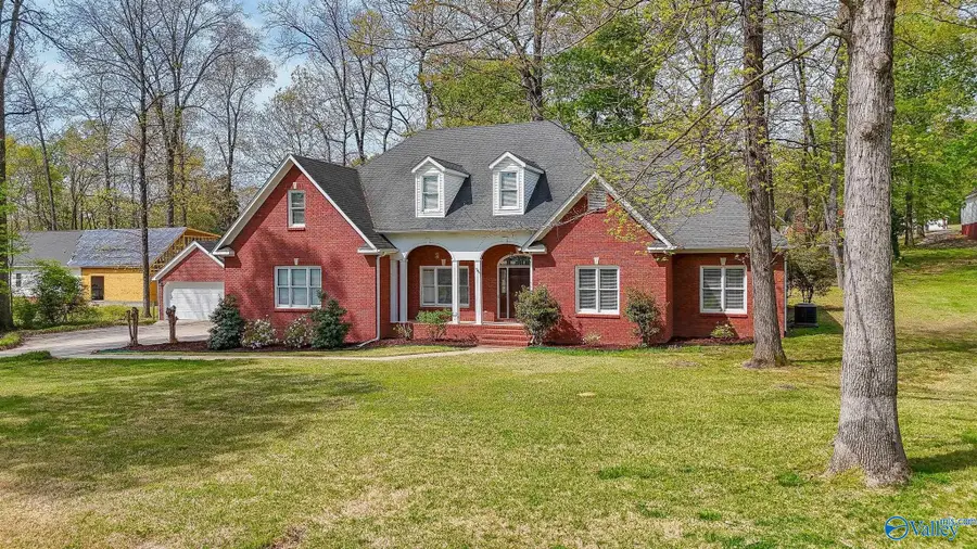 24 Golden Oak Drive, Trinity, AL 35603 - #2