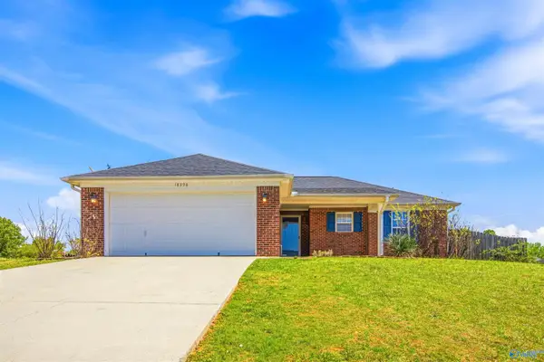 18398 White Tail Lane, Athens, AL 35613