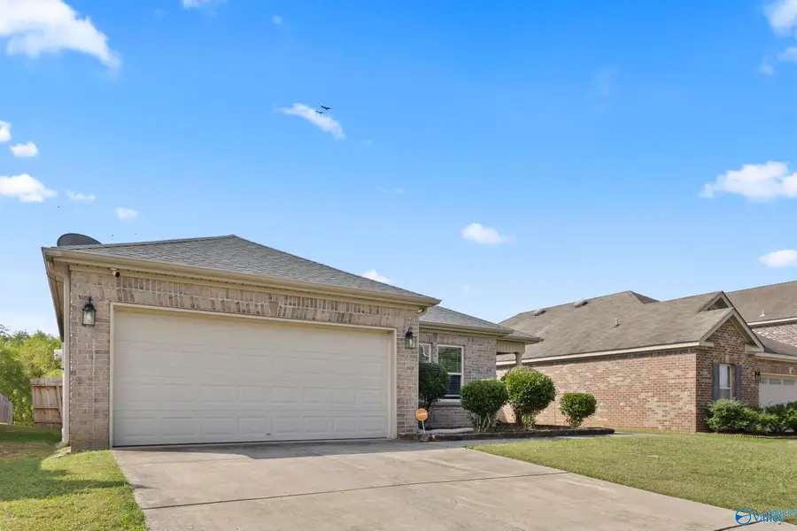 156 Gardengate Drive, Harvest, AL 35749 - #3