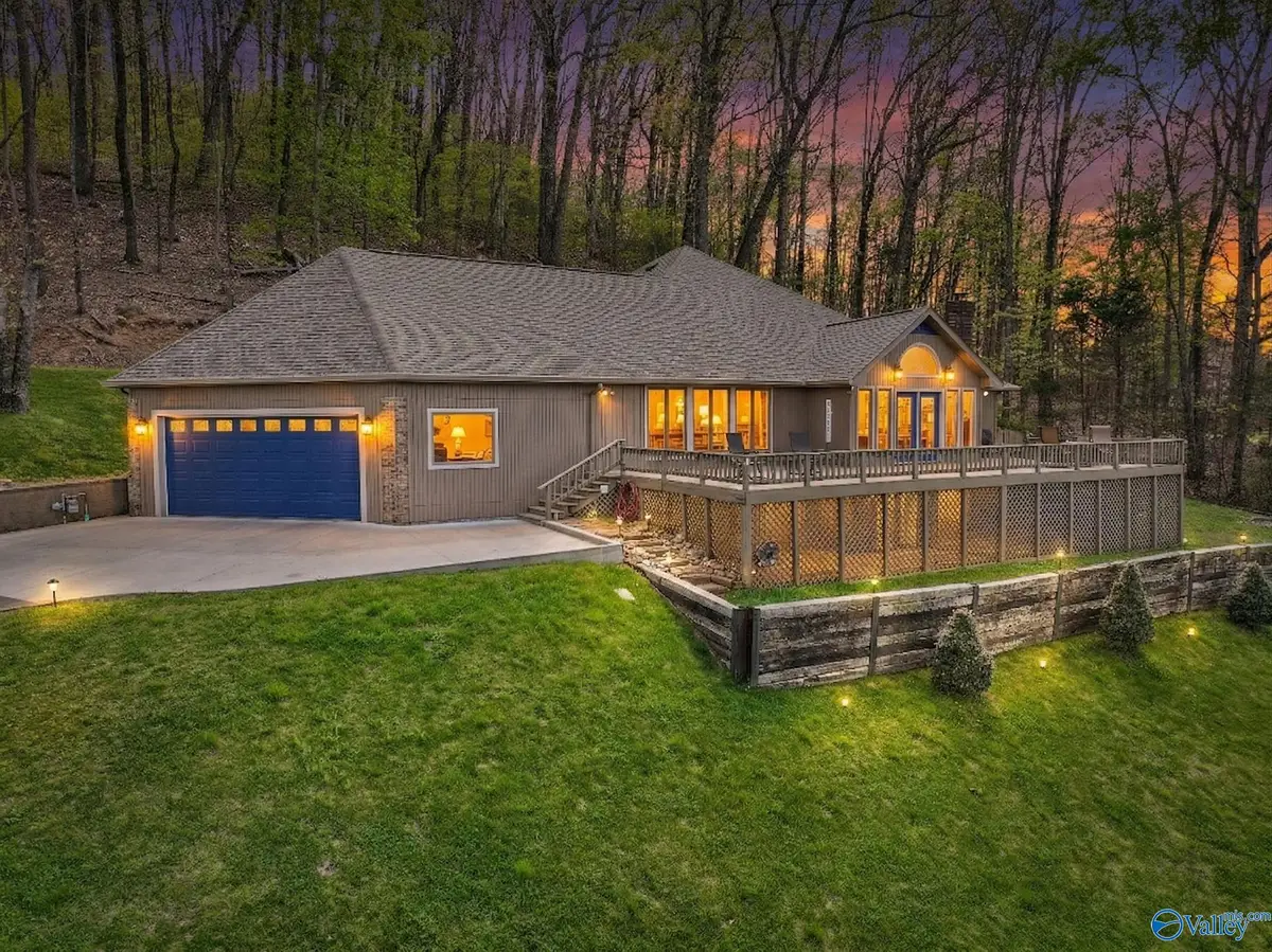 3018 Woodvue Road, Guntersville, AL 35976 - #1