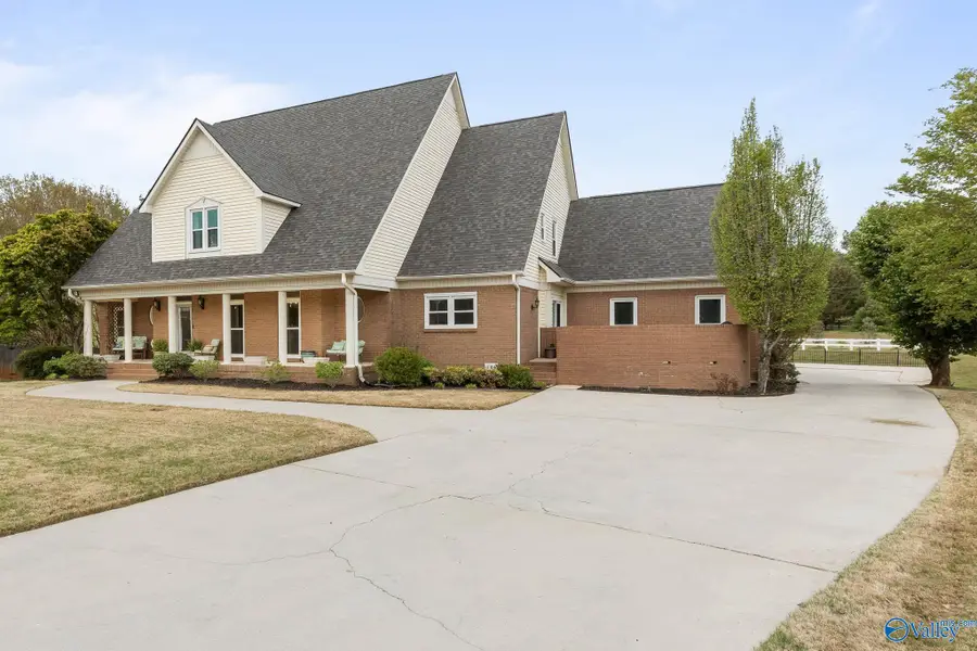 106 Manningham Drive, Madison, AL 35758 - #2