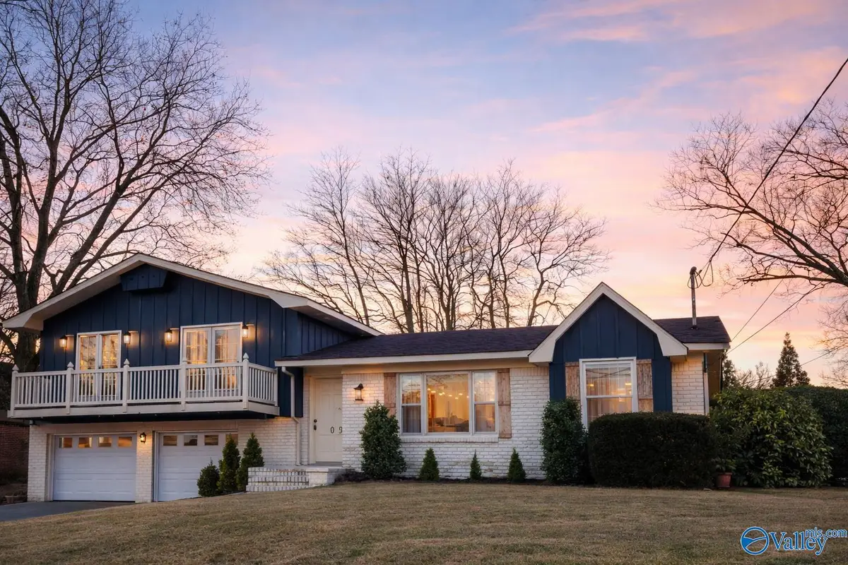 809 Mira Vista Drive, Huntsville, AL 35802 - #1