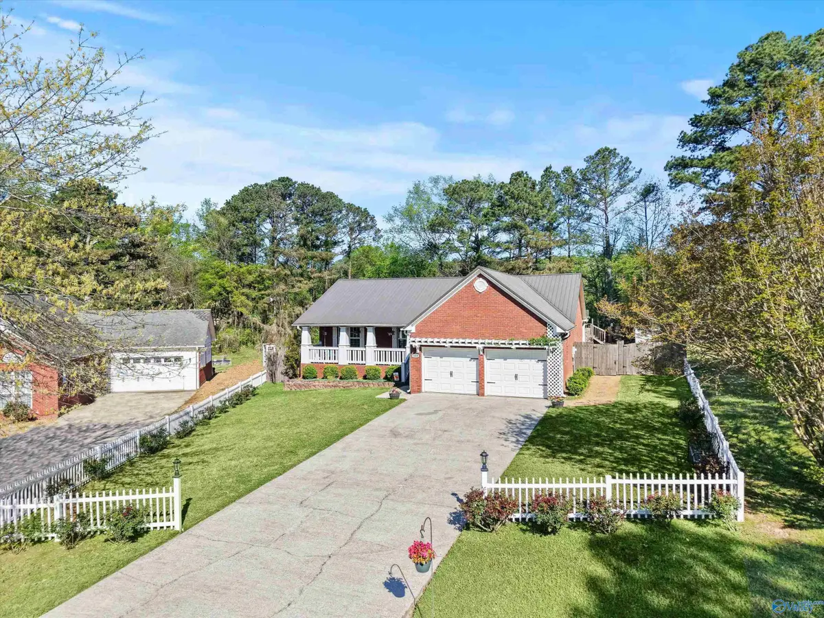 119 Justin Lane, Union Grove, AL 35175 - #1