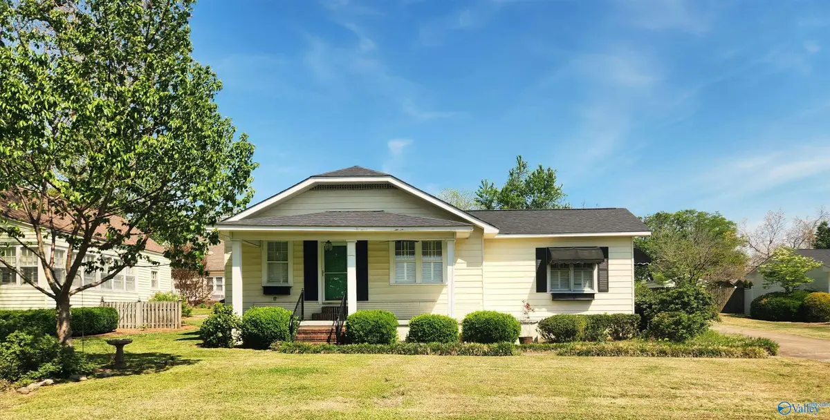 1006 Barkley Street Sw, Hartselle, AL 35640 - #1